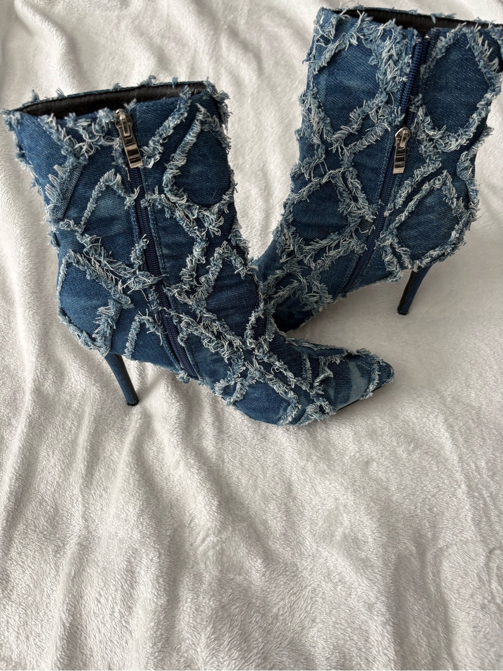 Denim Frayed Patchwork heeled boots size 9 - Picture 5 of 16